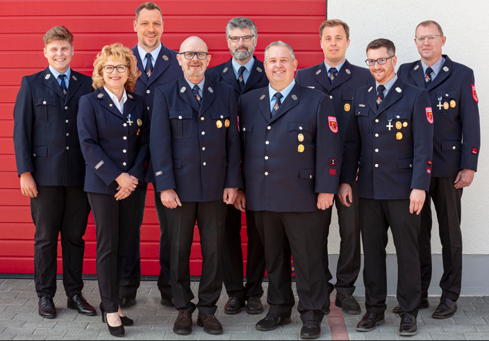Die Vorstandschaft der Freiwilligen Feuerwehr Oedenreuth, Gruppenbild anlässlich der 125-Jahr-Feier.